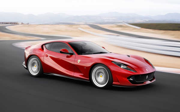 Poster Mobil Ferrari Ferrari 812 Superfast APC020