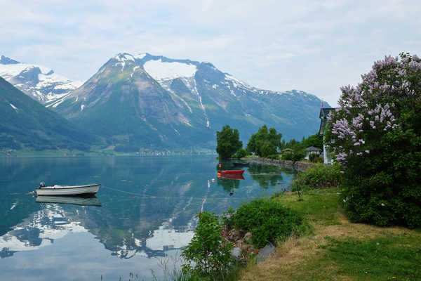 Poster Pemandangan Gunung Norway Mountains Rivers Boats Hjelle 1Z