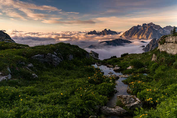 poster gunung Mountains Italy Scenery Dolomites Alps Clouds 1Z