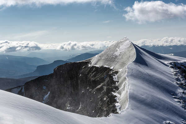 poster pemandangan alam gunung peak mountains microsoft surface stock WPS