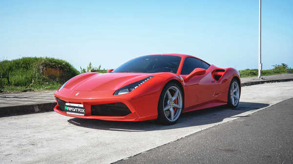 Poster Mobil Ferrari 488 Armytrix Exhaust Red Metallic Coupe 1ZM