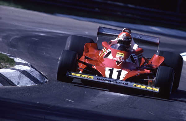 Poster Mobil Ferrari Ferrari APC151