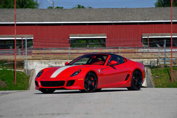 Poster Mobil Ferrari 2010 SA Aperta 1ZM