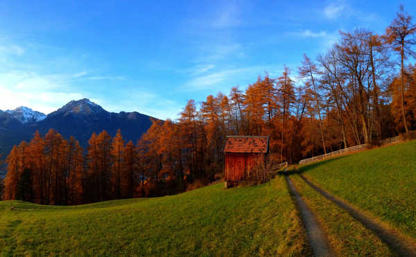 poster gunung Autumn Roads Mountains 1Z